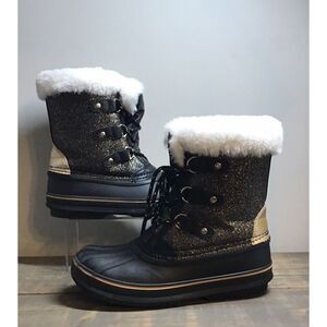 Girls Juicy Couture Escalon Boots Snow Boots size  3 Black/Gold